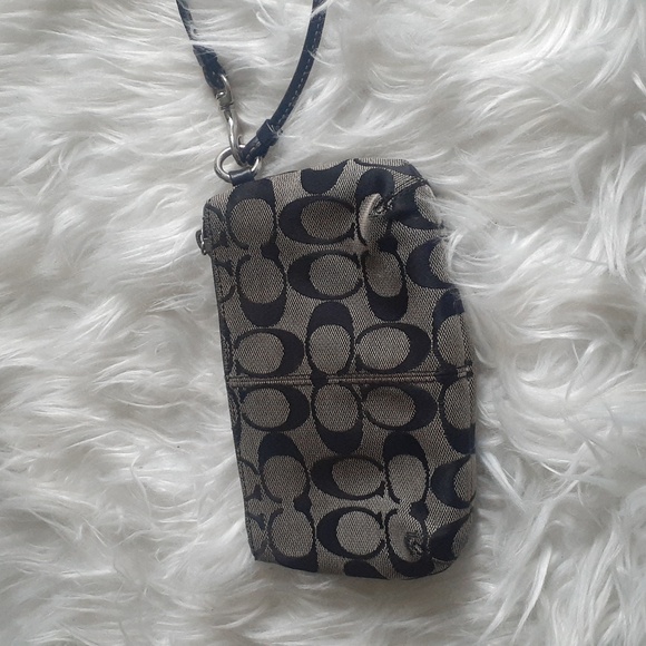 Vintage Coach Black and Gray 2 Pocket Wristlet - Picture 7 of 9